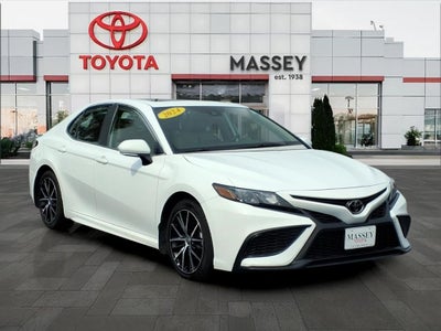 2024 Toyota Camry SE Moonroof, Htd Seats