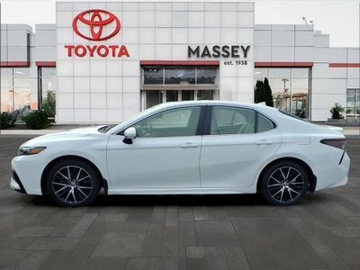 2024 Toyota Camry SE Moonroof, Htd Seats