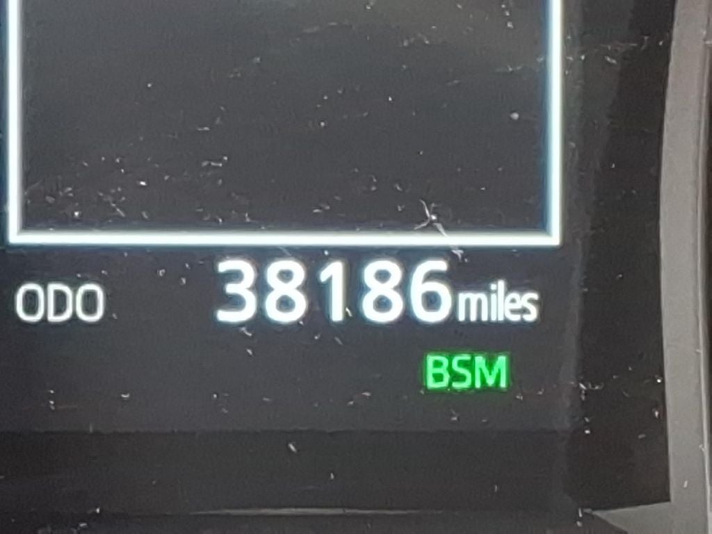 2023 Toyota Camry SE Convience Pkg