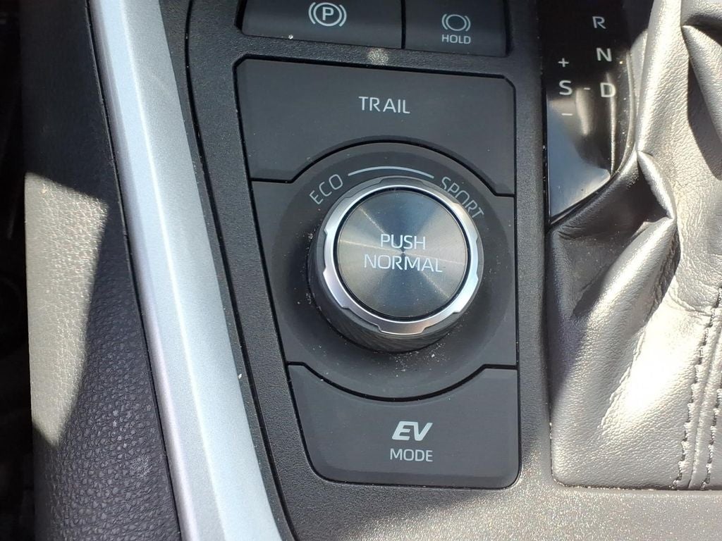 2023 Toyota RAV4 XSE - Photo 26