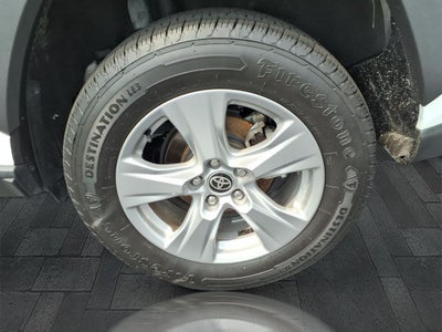 2022 Toyota RAV4 Hybrid XLE