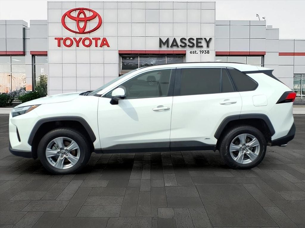 2022 Toyota RAV4 Hybrid XLE