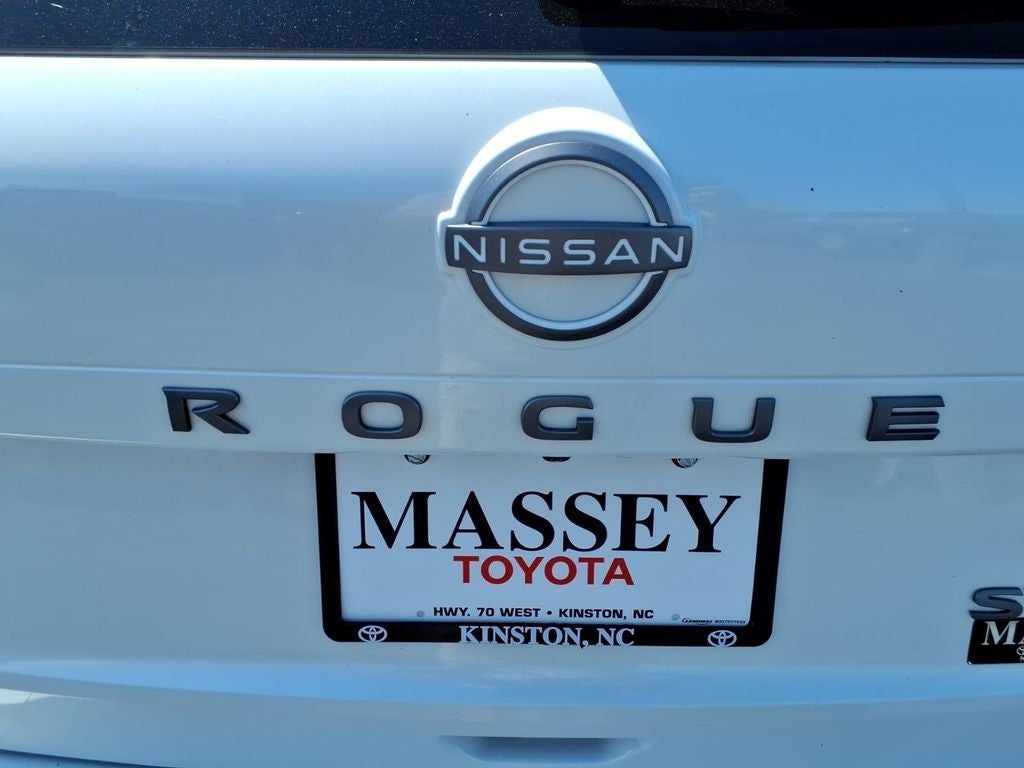 2024 Nissan Rogue SV