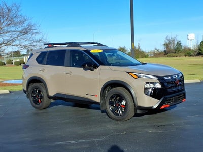 2025 Nissan Rogue Rock Creek