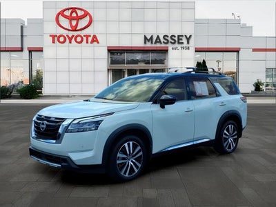 2024 Nissan Pathfinder Platinum
