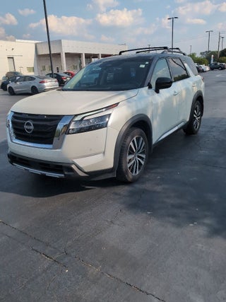 2024 Nissan Pathfinder Platinum