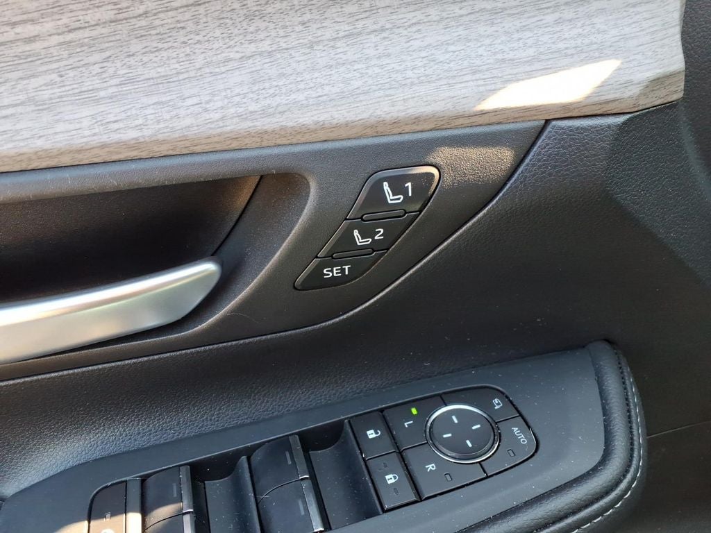 2025 Toyota Grand Highlander Platinum