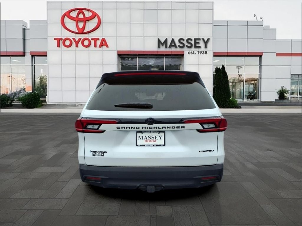 2026 Toyota Grand Highlander Hybrid Nightshade Edition