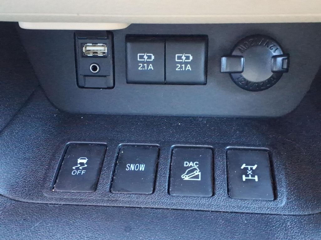 2018 Toyota Highlander LE Plus