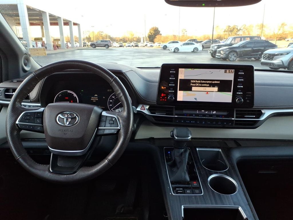 2022 Toyota Sienna Platinum 7 Passenger