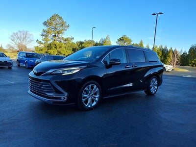 2022 Toyota Sienna Platinum 7 Passenger