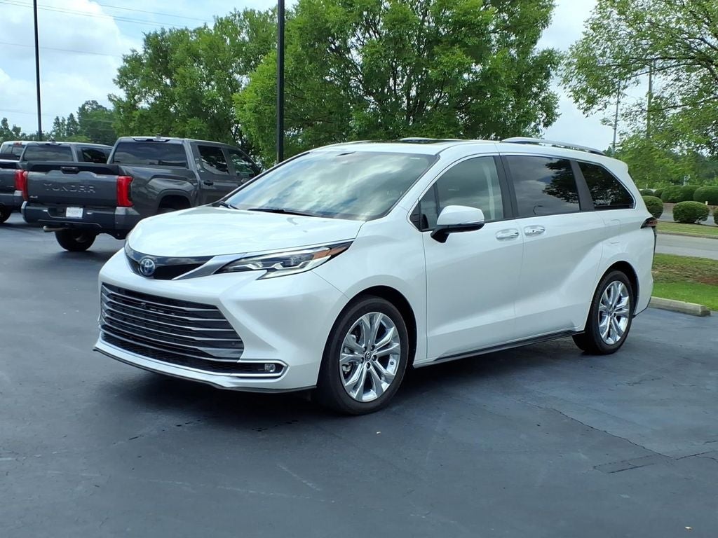 2022 Toyota Sienna Platinum 7 Passenger