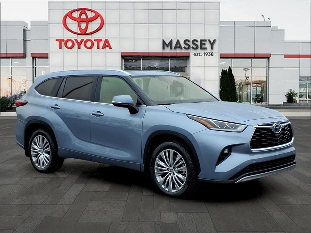 2022 Toyota Highlander Platinum