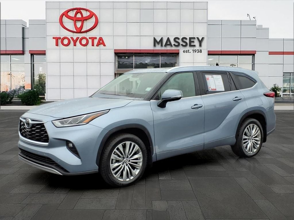2022 Toyota Highlander Platinum