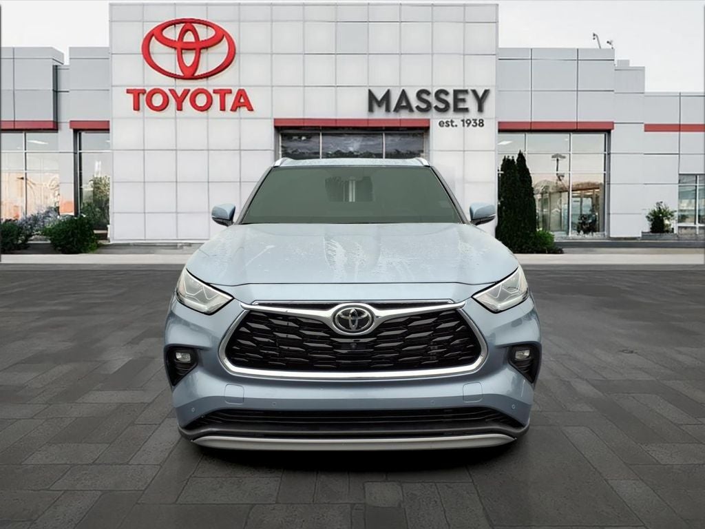 2022 Toyota Highlander Platinum