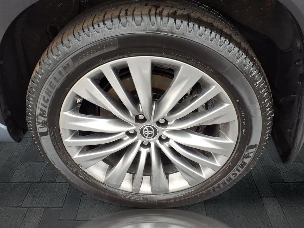 2022 Toyota Highlander Platinum