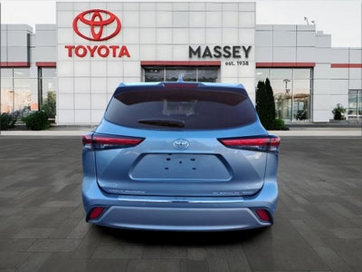 2022 Toyota Highlander Platinum