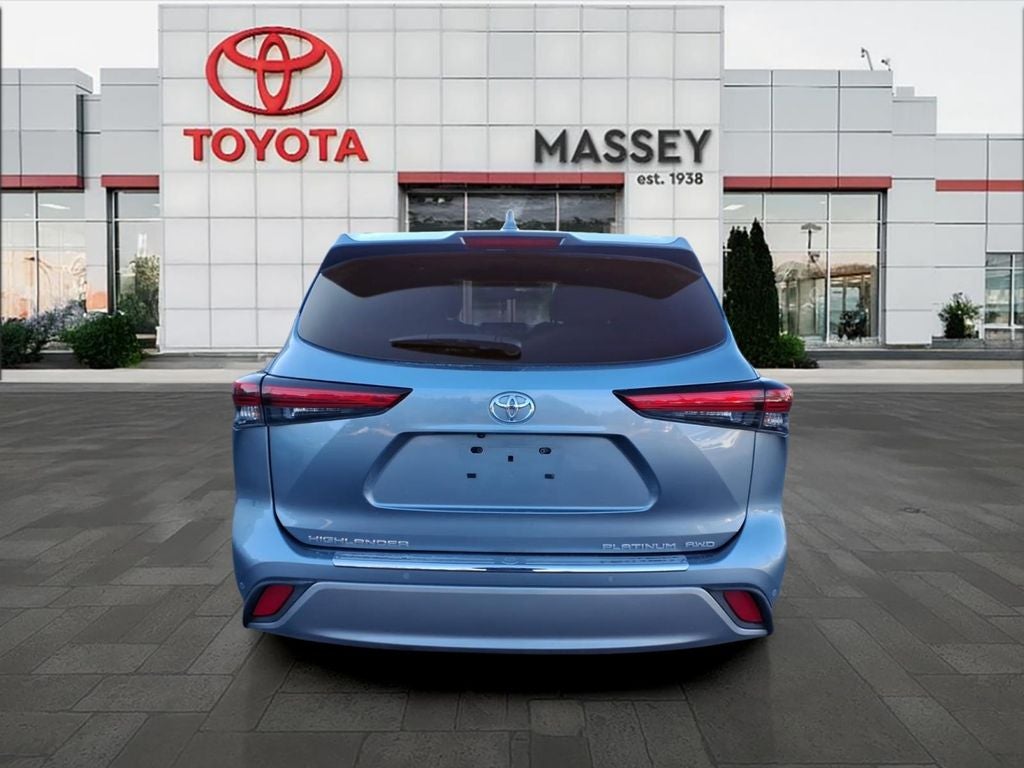 2022 Toyota Highlander Platinum