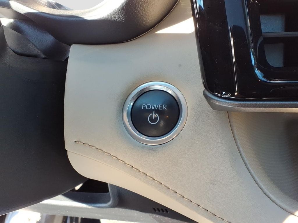 2024 Toyota Highlander Hybrid XLE