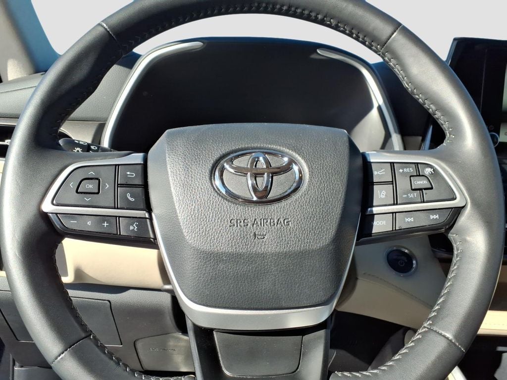 2024 Toyota Highlander Hybrid XLE