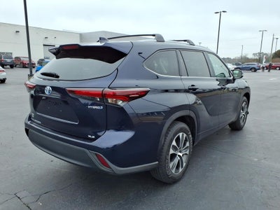 2024 Toyota Highlander Hybrid XLE
