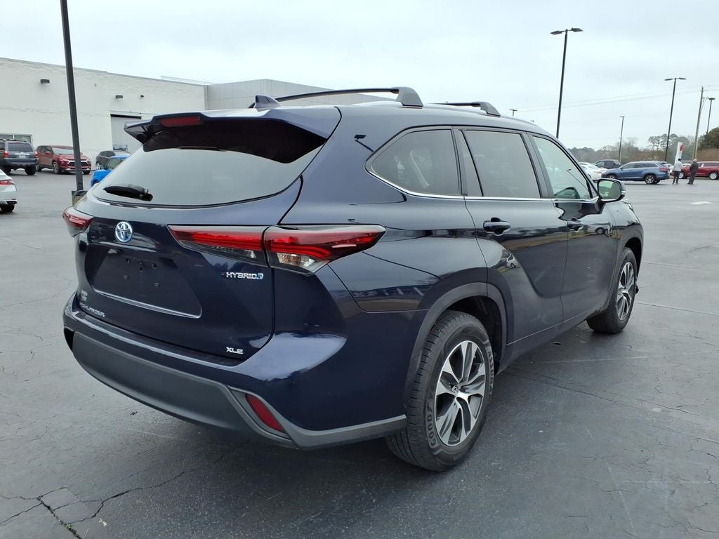 2024 Toyota Highlander Hybrid XLE