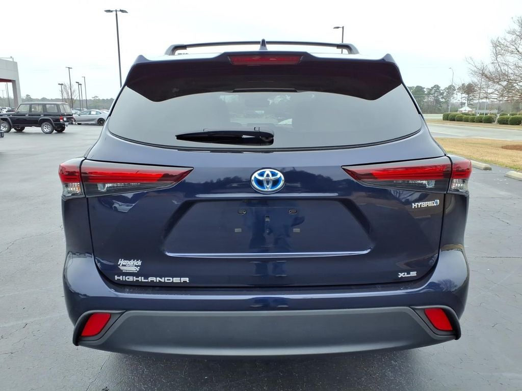 2024 Toyota Highlander Hybrid XLE