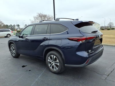 2024 Toyota Highlander Hybrid XLE