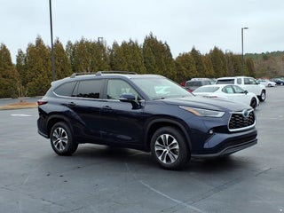 2024 Toyota Highlander Hybrid XLE