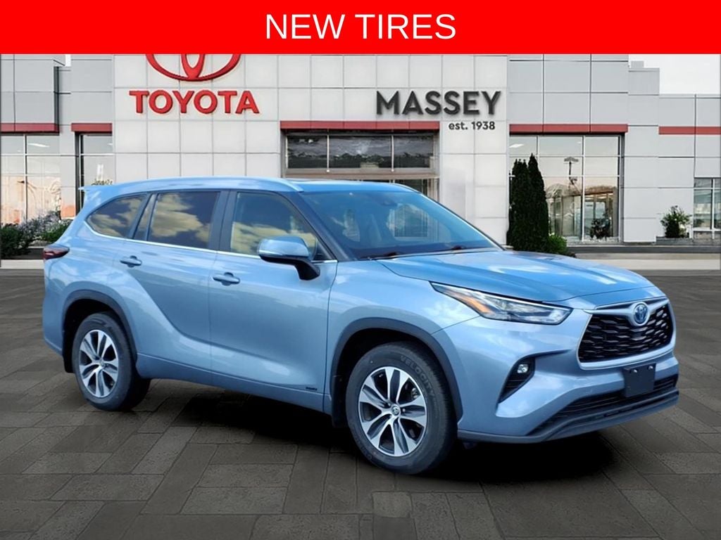 2024 Toyota Highlander Hybrid XLE
