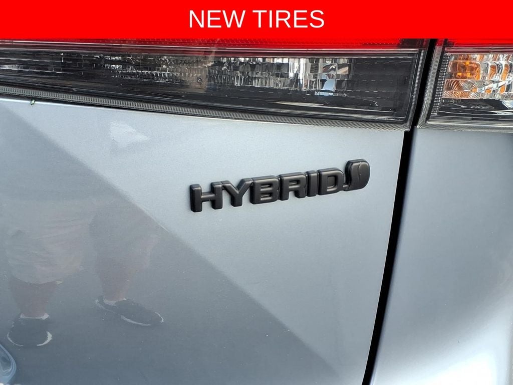 2024 Toyota Highlander Hybrid XLE