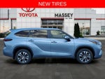 2024 Toyota Highlander Hybrid XLE