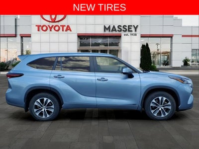 2024 Toyota Highlander Hybrid XLE