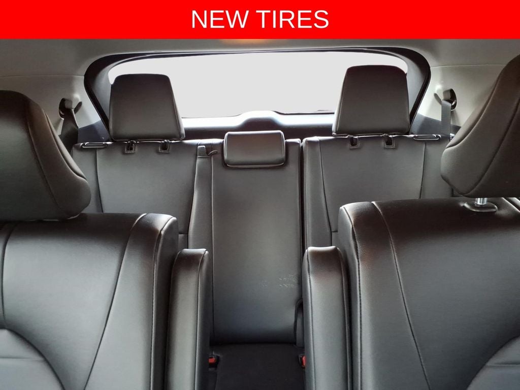 2024 Toyota Highlander Hybrid XLE