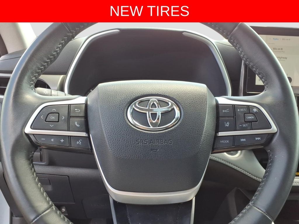2024 Toyota Highlander Hybrid XLE