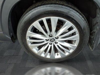 2024 Toyota Highlander Platinum