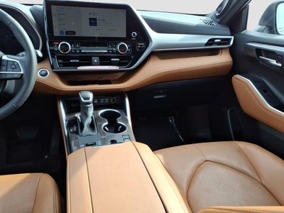 2024 Toyota Highlander Platinum