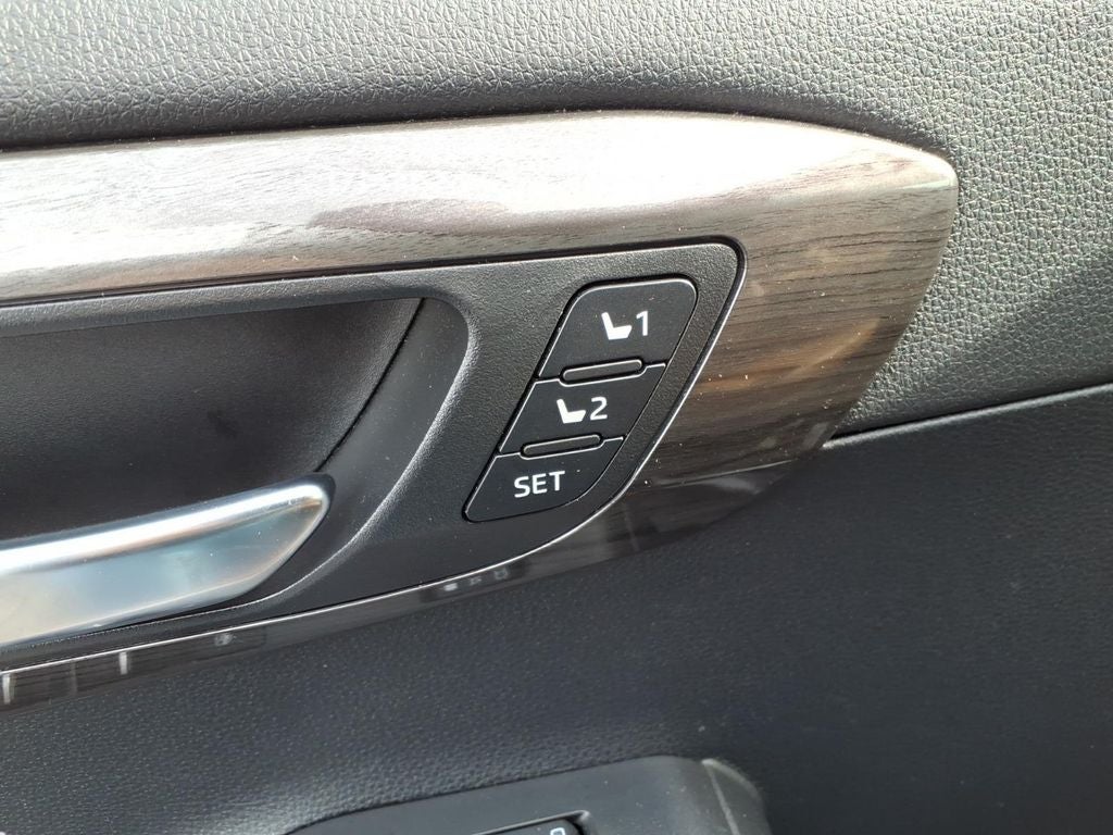 2024 Toyota Highlander Platinum