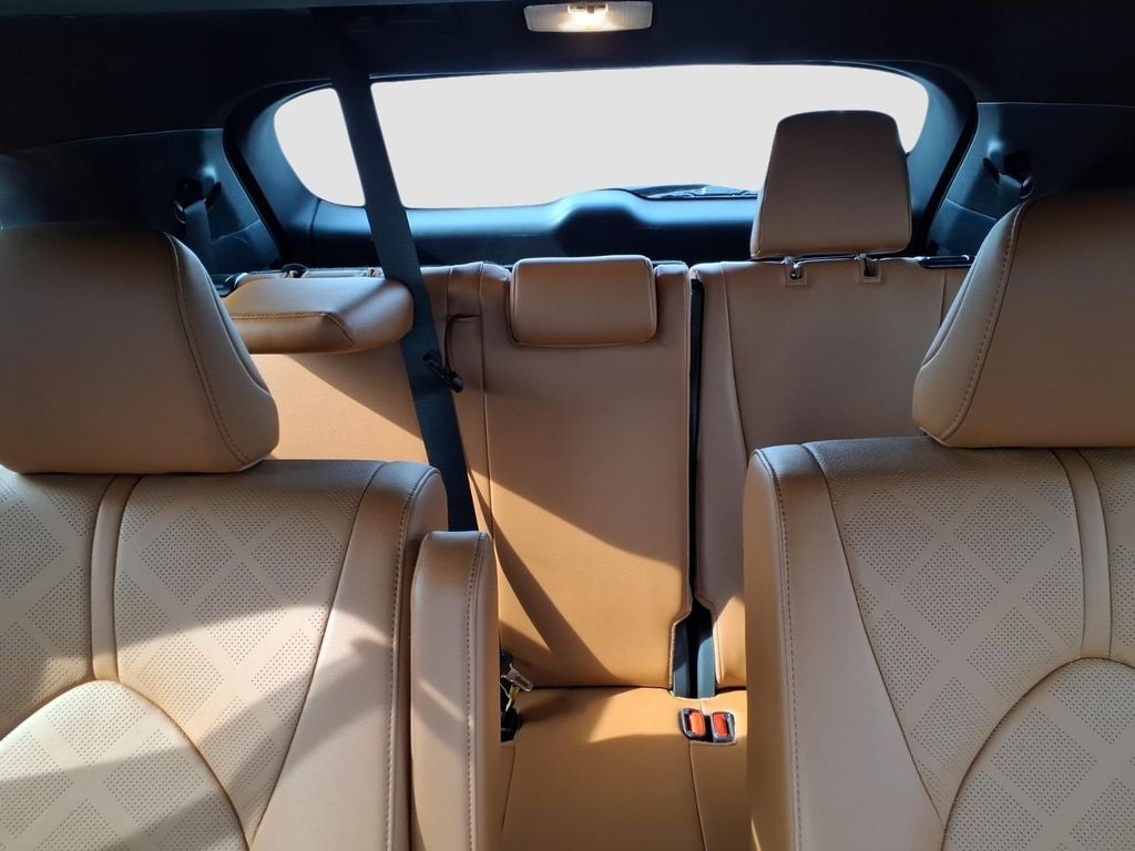 2024 Toyota Highlander Platinum