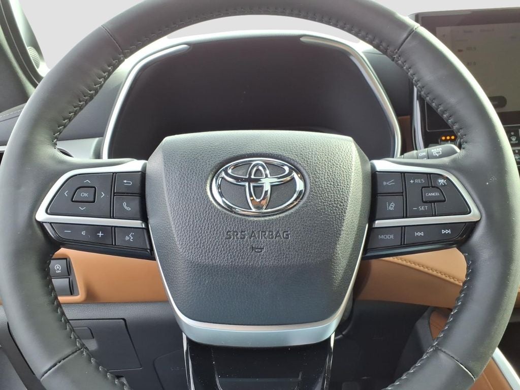 2024 Toyota Highlander Platinum