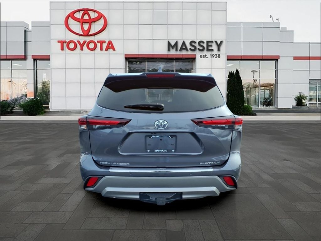 2024 Toyota Highlander Platinum
