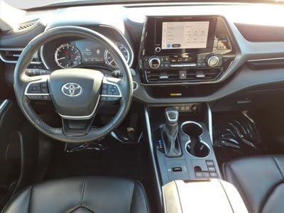 2024 Toyota Highlander XLE