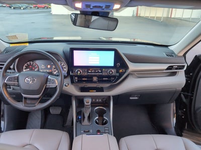 2024 Toyota Highlander XLE