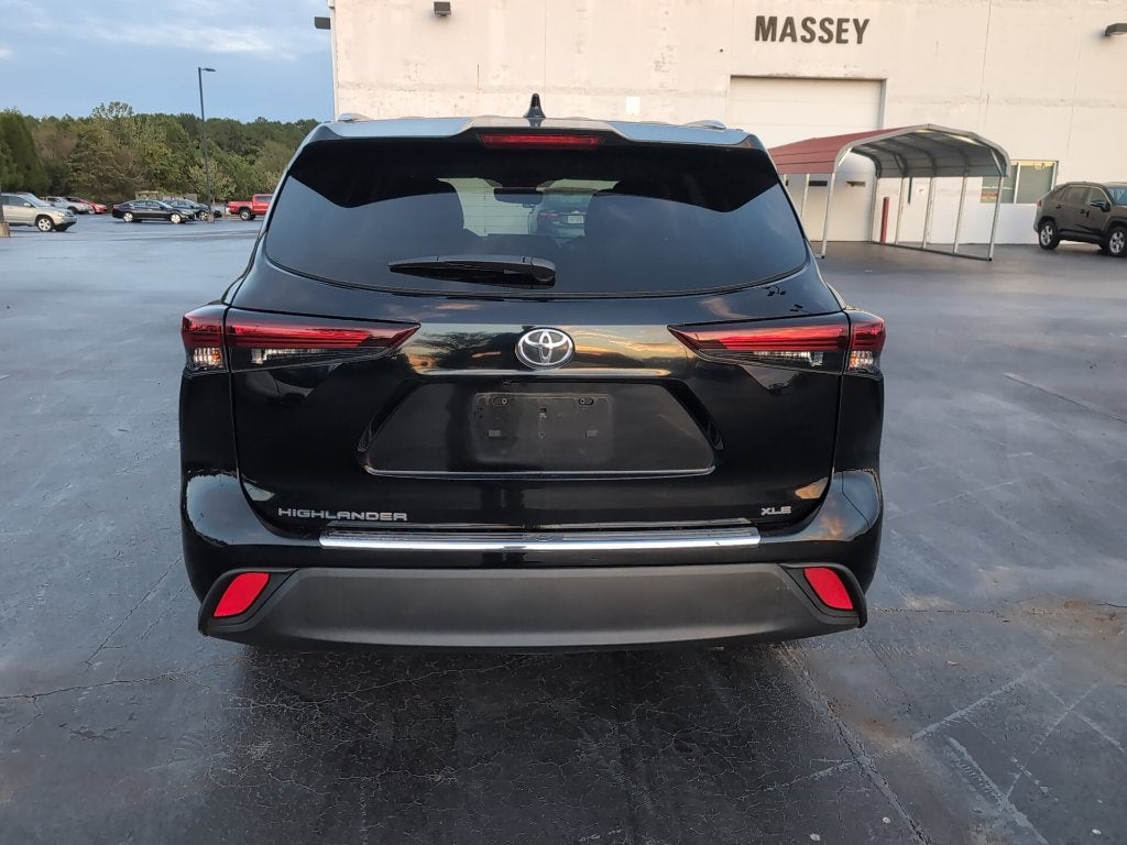 2024 Toyota Highlander XLE