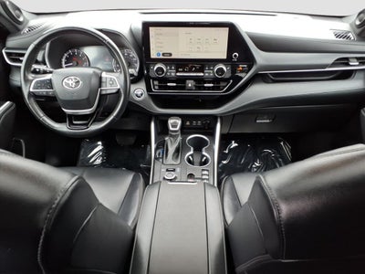 2023 Toyota Highlander XSE