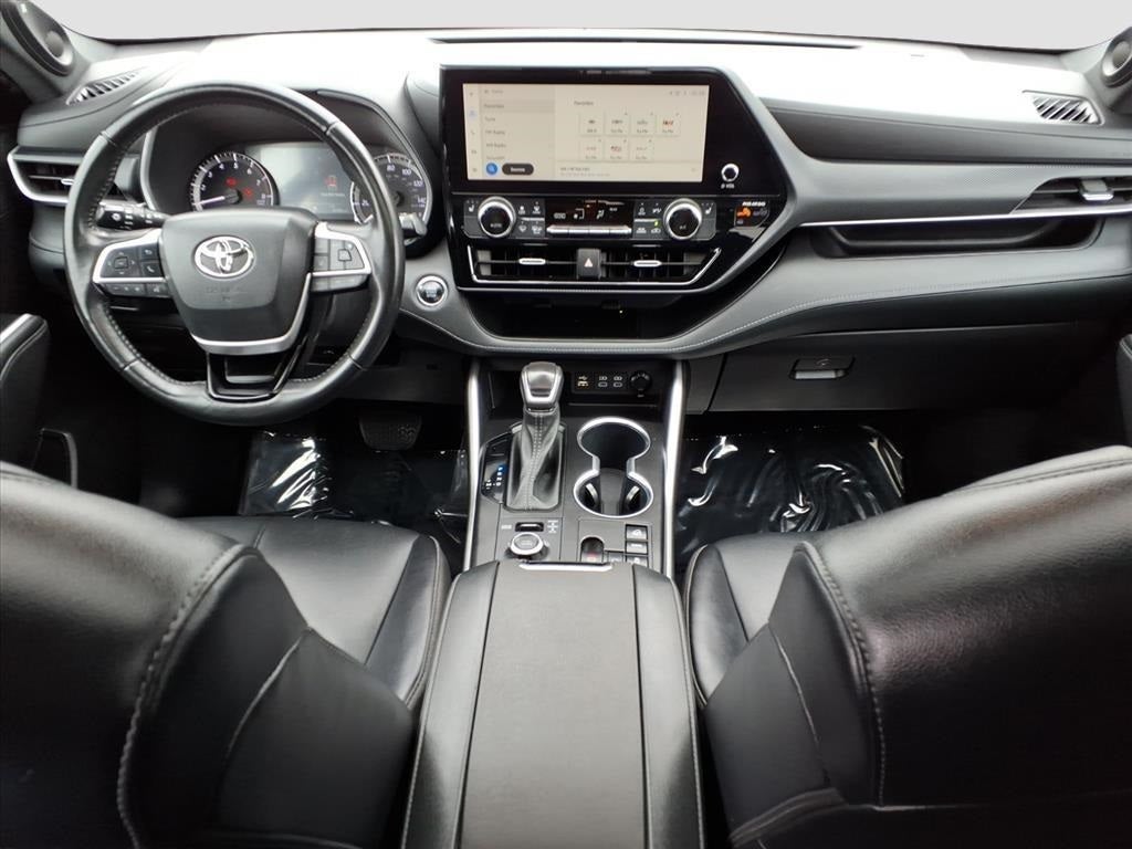 2023 Toyota Highlander XSE