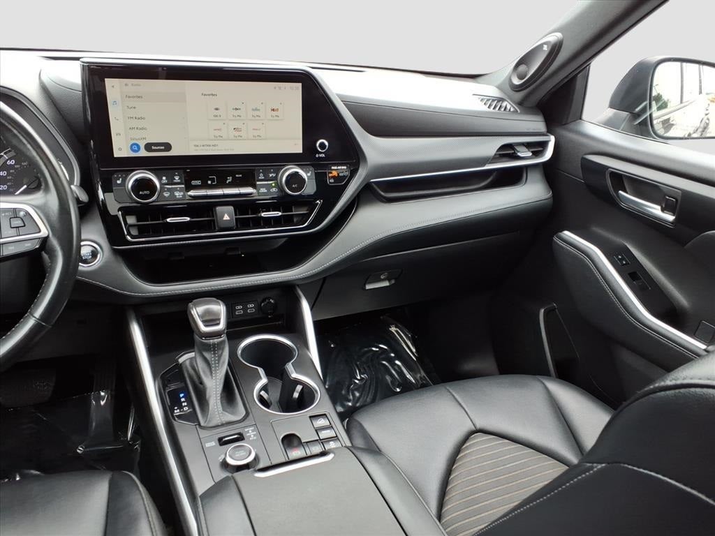 2023 Toyota Highlander XSE