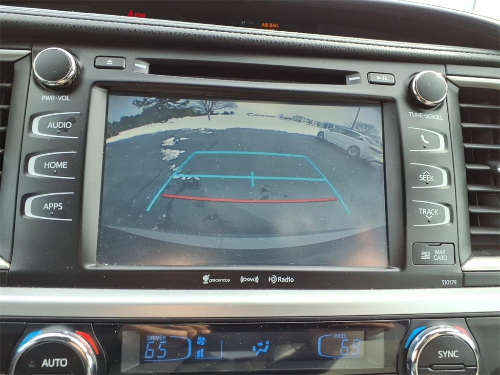 2017 Toyota Highlander Base