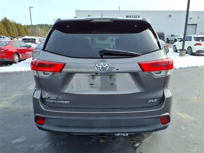 2017 Toyota Highlander Base