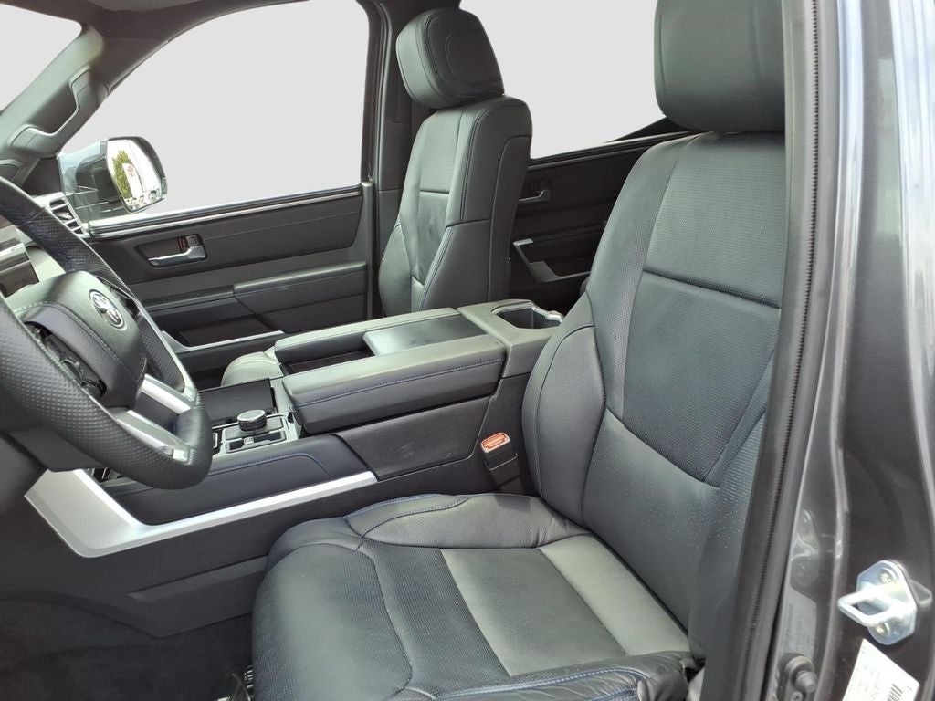 2025 Toyota Tundra Platinum - Photo 22